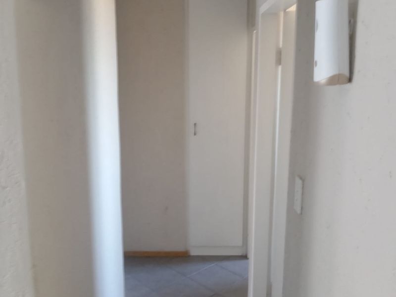 2 bedroom apartment for sale - Photo 10