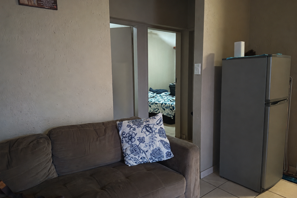 Two Bedroom Apartment Perfect for First-Time Buyers, Small Families & Investors! - Photo 3