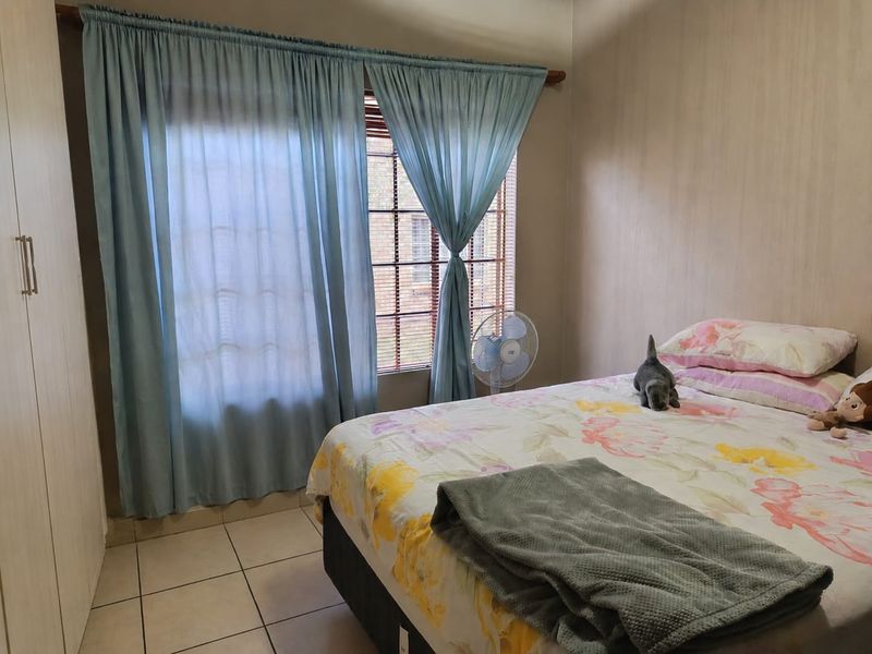 Two Bedroom Apartment Perfect for First-Time Buyers, Small Families & Investors! - Photo 6