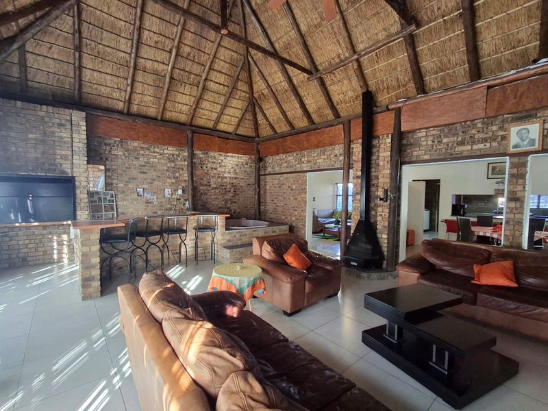 Contemporary Family Home in Theresapark - Photo 4