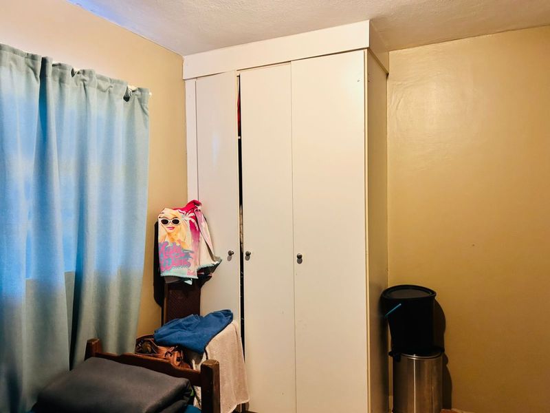 Neat and Secure 2-Bedroom Apartment in a Popular Complex - Photo 8