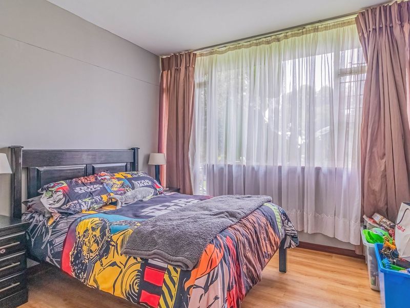 Lower level apartment to rent in an exclusive Bedfordview enclosure - Photo 10