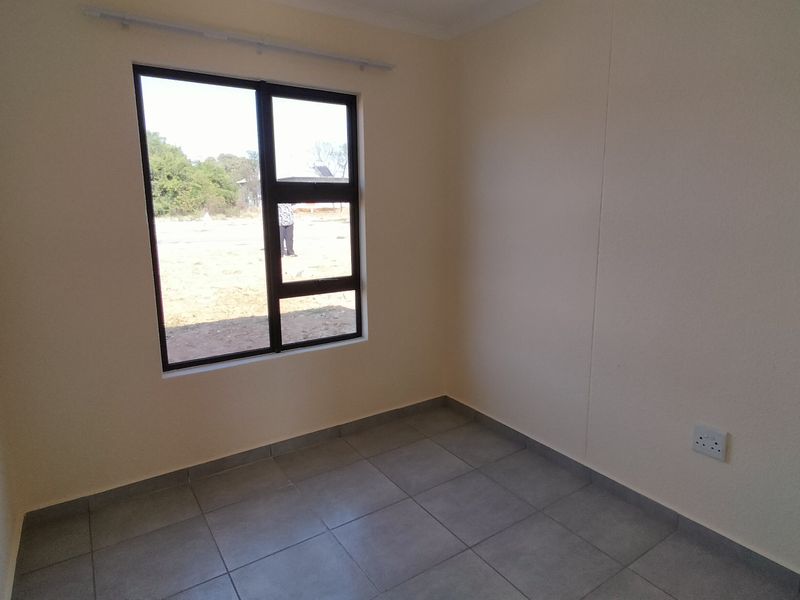 Choose Your Location. Choose Your Layout. Move into Brand New - Photo 8
