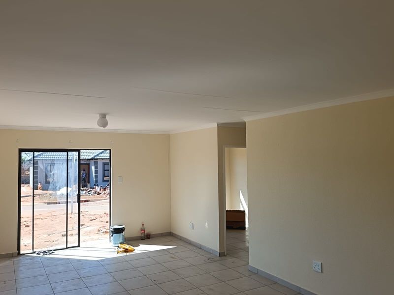 Brand-New Full Title Homes – You Choose the Stand, Size & Finishes - Photo 3