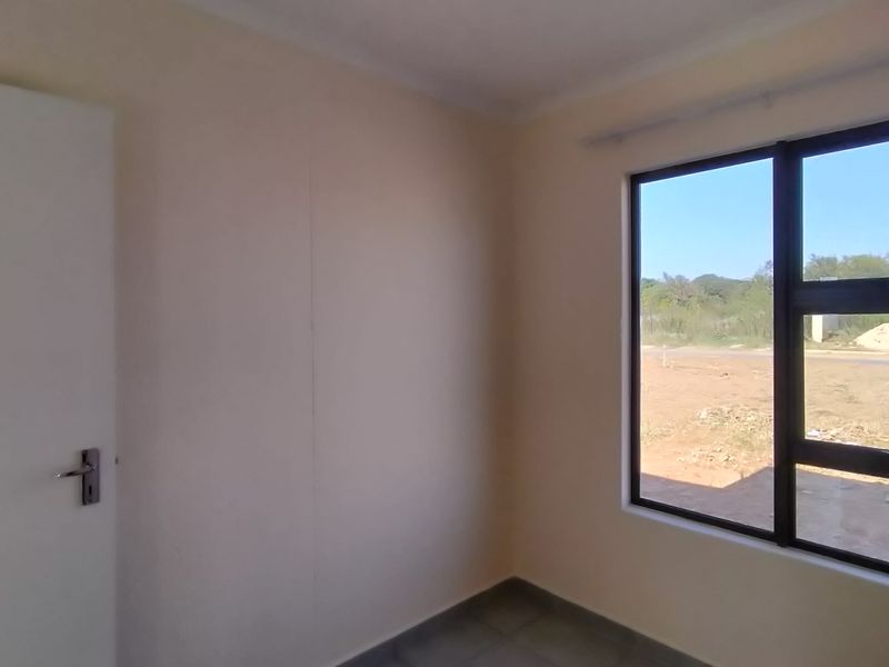 Modern New Builds with Solar Geyser & Aluminium Windows – Tailor-Made for You - Double storey - Photo 10