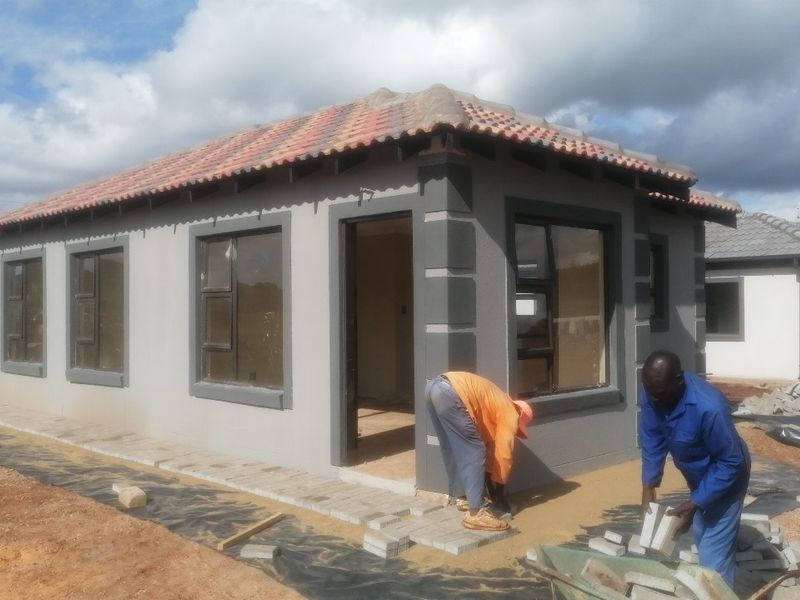 Modern New Builds with Solar Geyser & Aluminium Windows – Tailor-Made for You - Photo 6