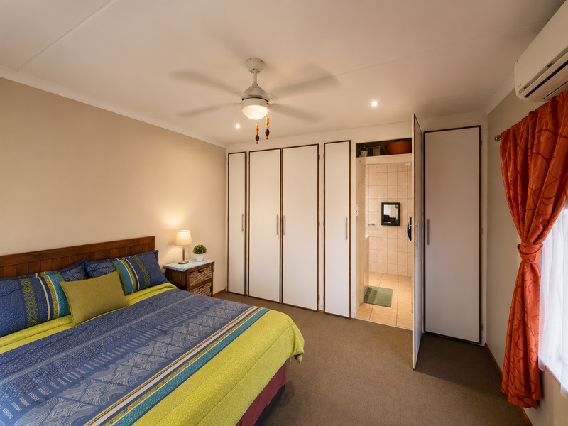 Easy Living in a Peaceful Complex Community - Photo 6