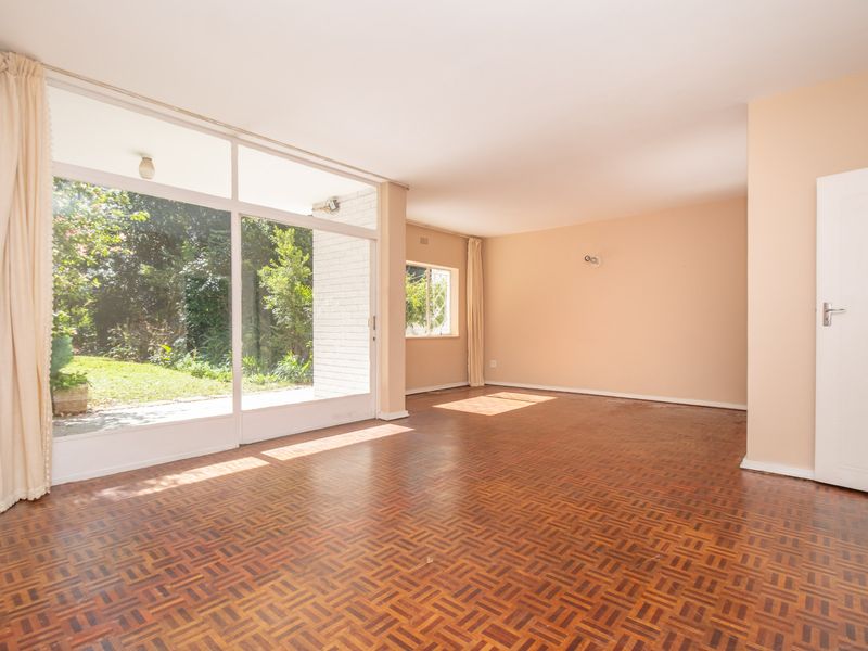 Spacious Double-Storey 2-Bedroom Garden Apartment to Rent in Sandton - Photo 10