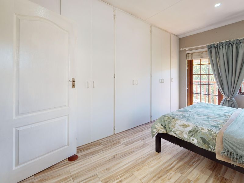 Beautiful family home in sought after Blue Gill Lifestyle Estate - Photo 4