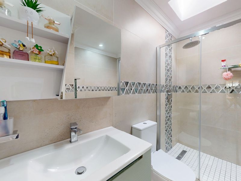 Beautiful family home in sought after Blue Gill Lifestyle Estate - Photo 5