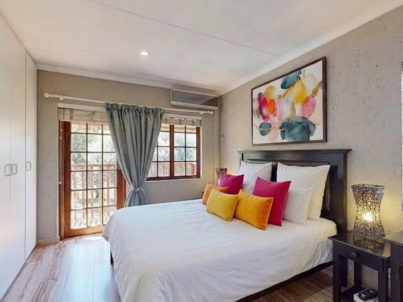 Beautiful family home in sought after Blue Gill Lifestyle Estate - Photo 3