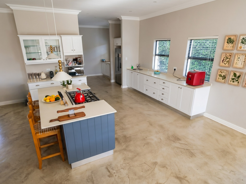 5 Bedroom home in sought after Garlington Estae - Photo 8