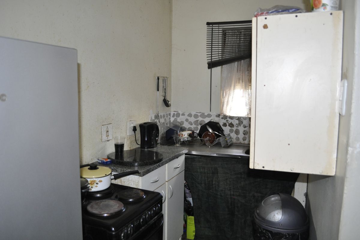2 Bedroom house in Algoa Park! - Photo 3