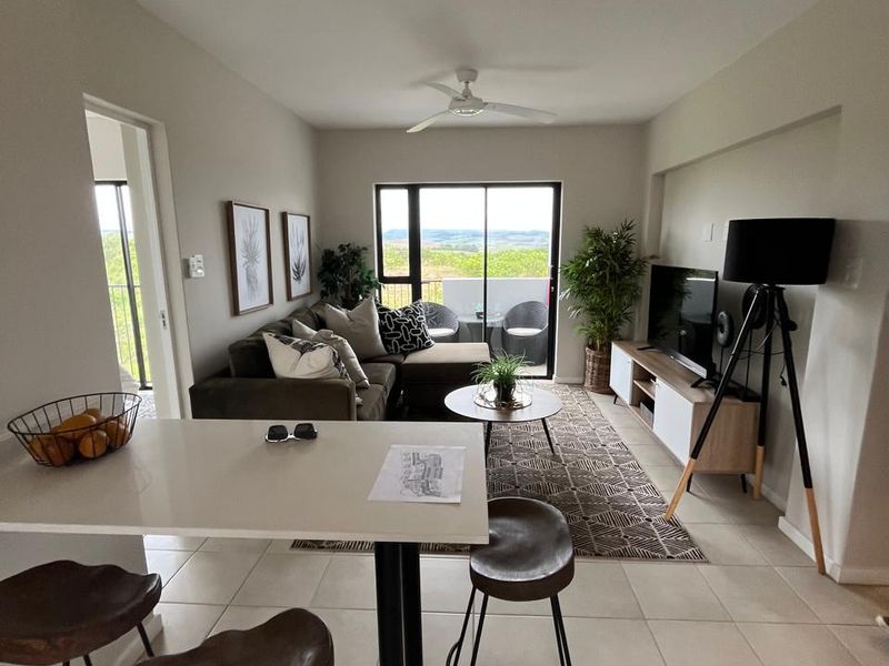 MODERN LIVING 2 BEDROOM, 2 BATHROOM APARTMENT IN DOUBLE SECURITY ACCESS ESTATE, AVAILABLE IMEDIATELY - Photo 5