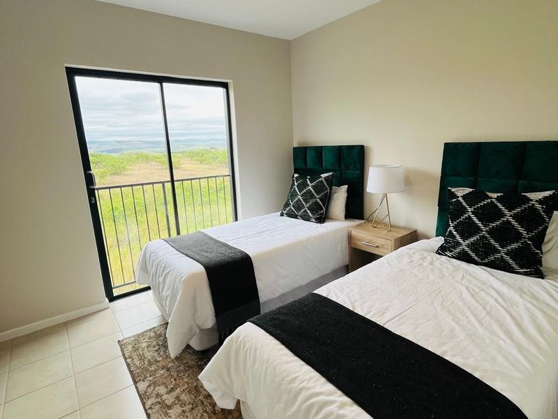 MODERN LIVING 2 BEDROOM, 2 BATHROOM APARTMENT IN DOUBLE SECURITY ACCESS ESTATE, AVAILABLE IMEDIATELY - Photo 7
