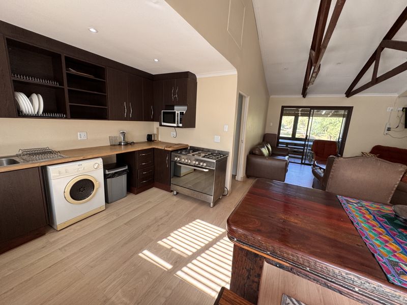 Hartenbos Central perfect location - Photo 2