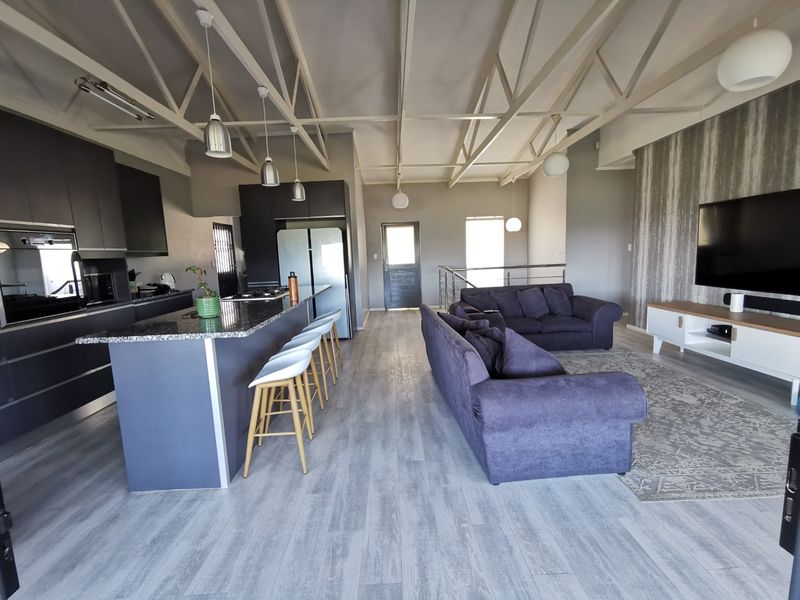 Spacious home and stunning views in Beacon Bay - Photo 6