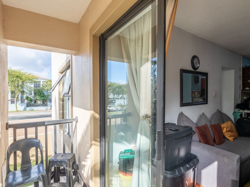 Spacious Home in the Heart of Parklands - Photo 8