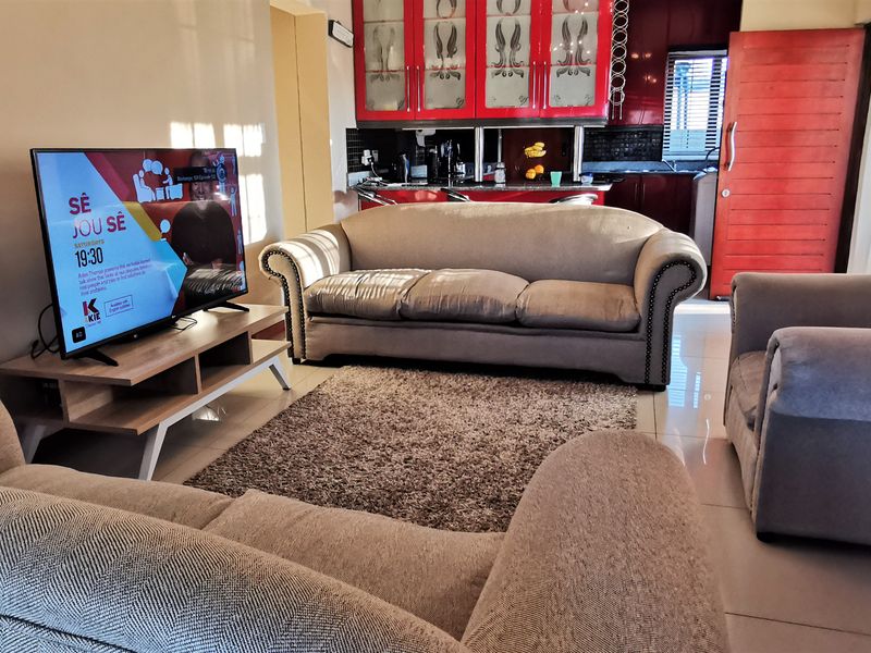Geared for family living - Photo 6