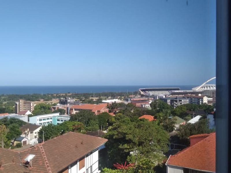 2 Bedroom with with undercover parking with views from Umhlanga to the Harbour - Photo 4