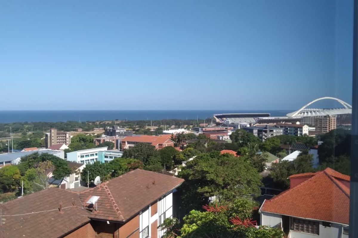 2 Bedroom with with undercover parking with views from Umhlanga to the Harbour - Photo 5