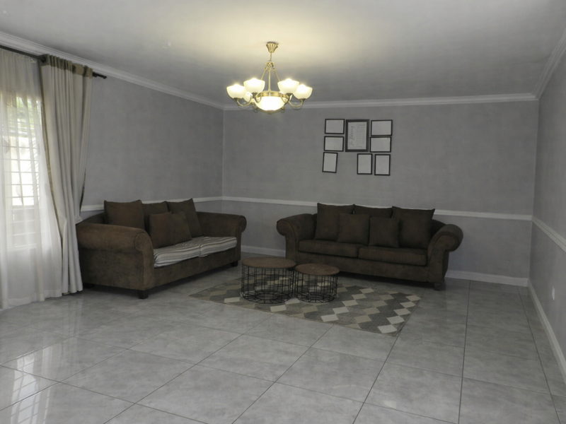 Freestanding Cluster in an Estate - Photo 5