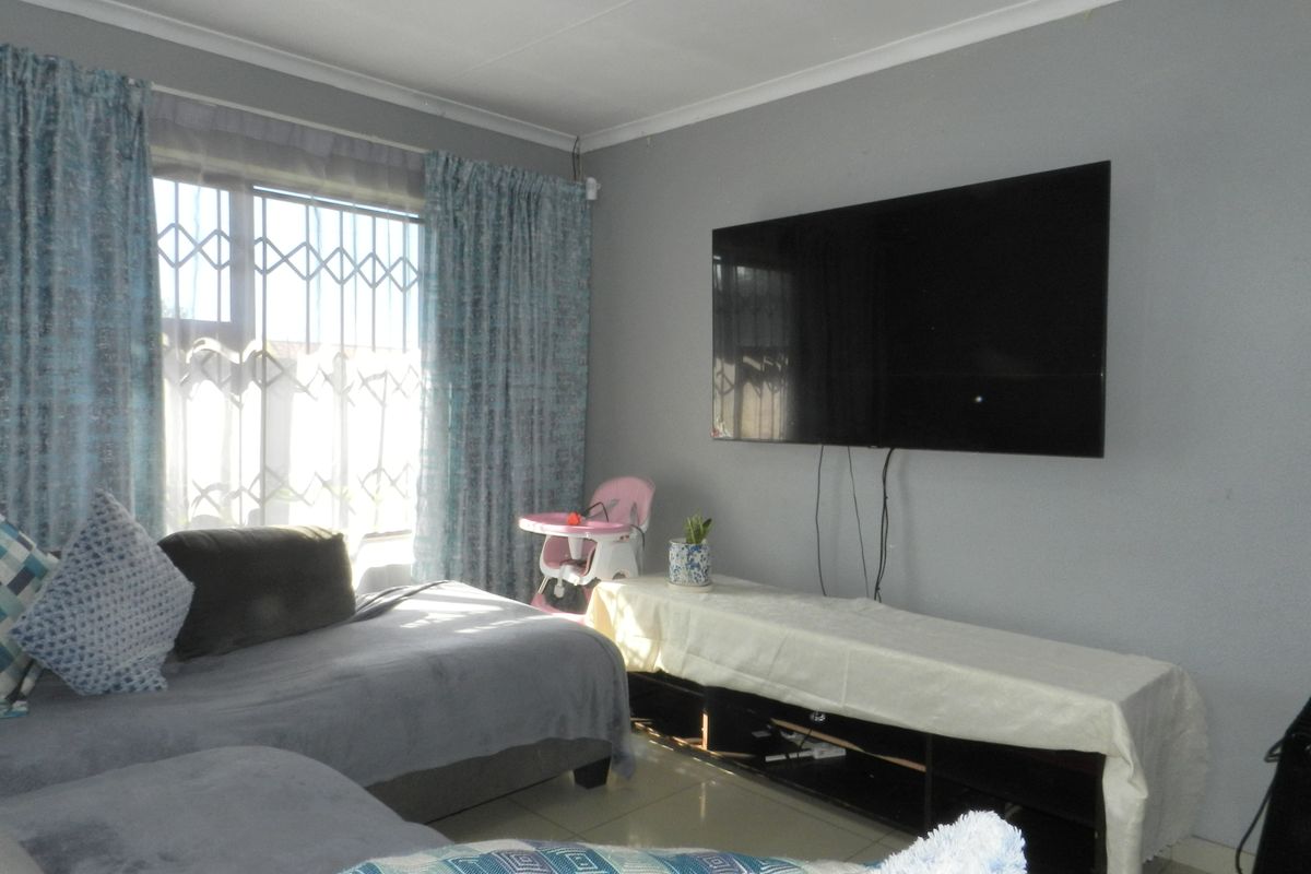 Family Home on Expansive Stand – Space, Comfort & Lifestyle - Photo 5