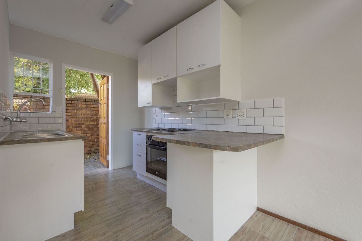 The Perfect Place To Call Home! - Photo 4