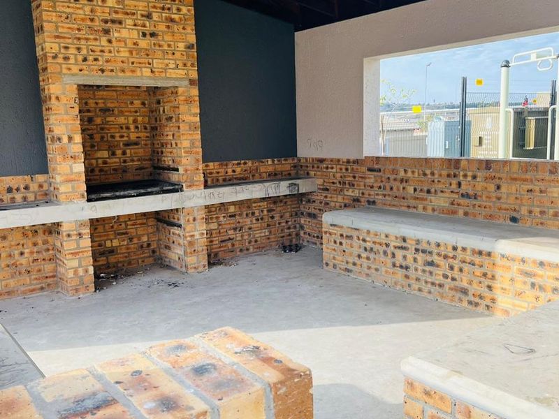 Apartment For Sale In Midrand - Photo 10