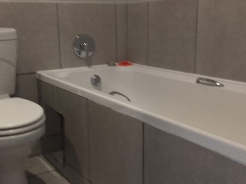 Apartment For Sale In Midrand - Photo 6