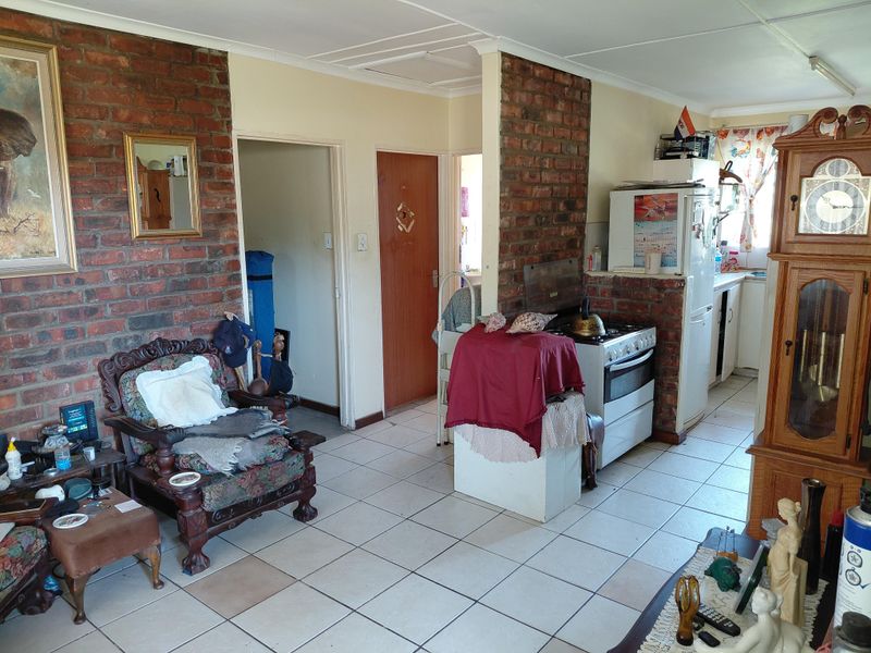 For Sale in Manor Heights, Despatch - Photo 8