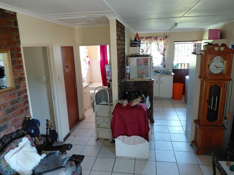For Sale in Manor Heights, Despatch - Photo 7