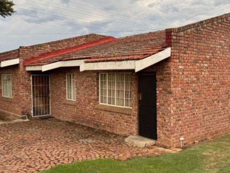 For Sale in Manor Heights, Despatch - Photo 6