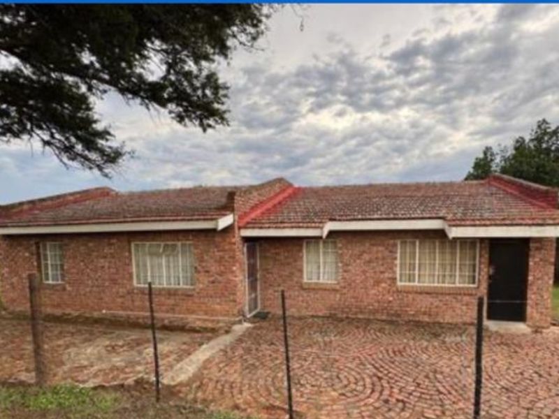 For Sale in Manor Heights, Despatch - Photo 3