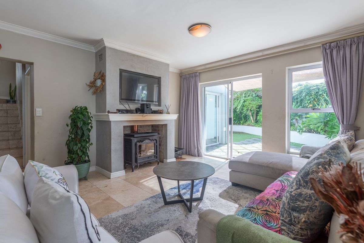 Sole mandate 5beds 3baths double storey home for sale in Big Bay! - Photo 4