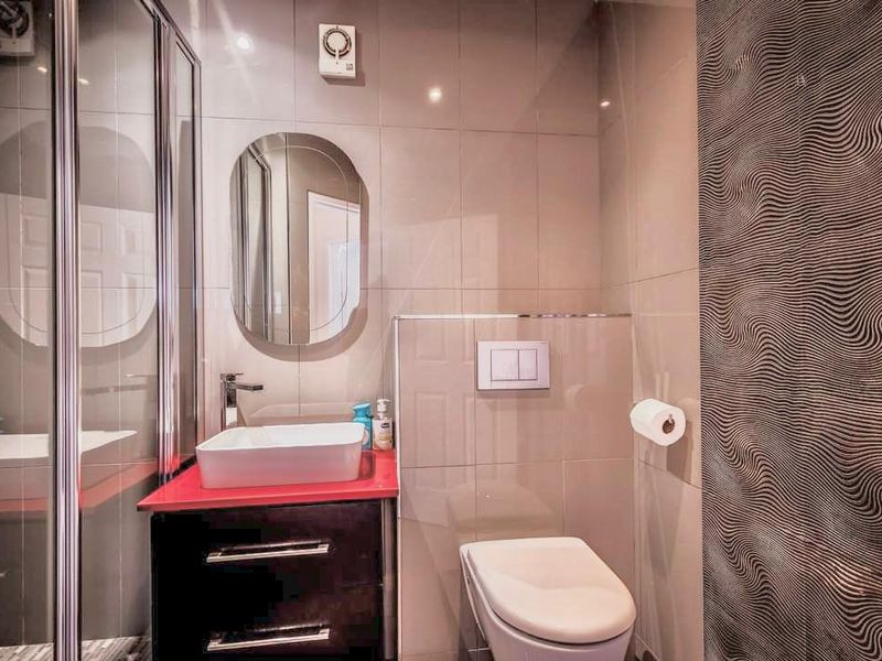 Sea Views and Sunrises Await! - Photo 10