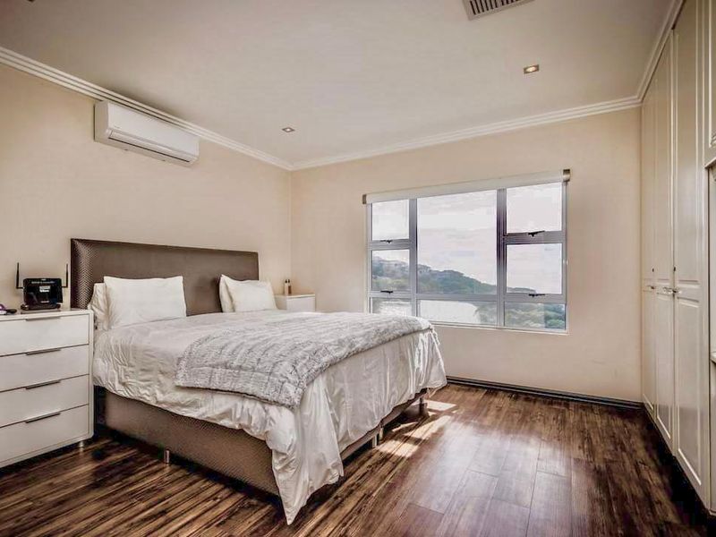 Sea Views and Sunrises Await! - Photo 5