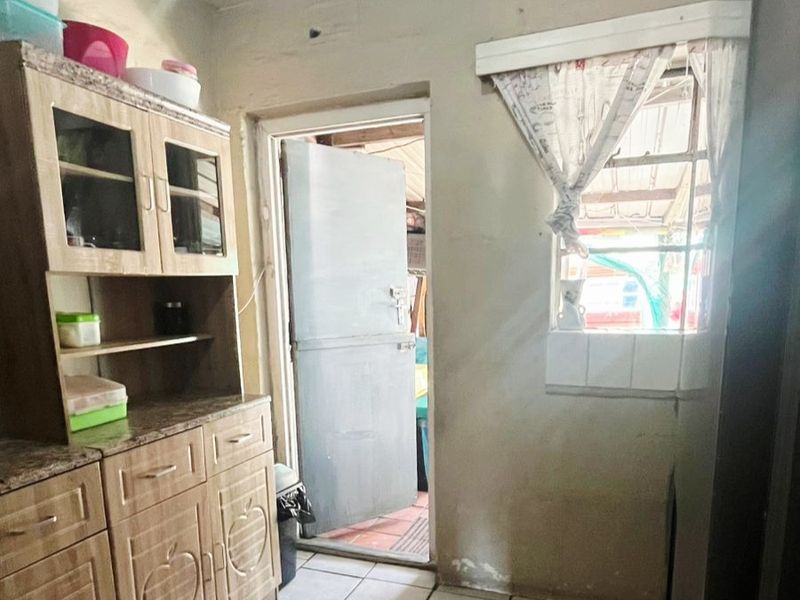 2 Bedroom Home for Sale in Sarepta - Kuils River - Photo 6