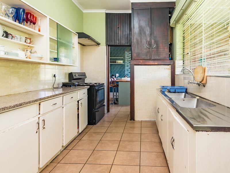 Bidding to start from R1 750,000 Live Non Distressed Auction First Open hour Wednesday 5pm to 6pm - Photo 10