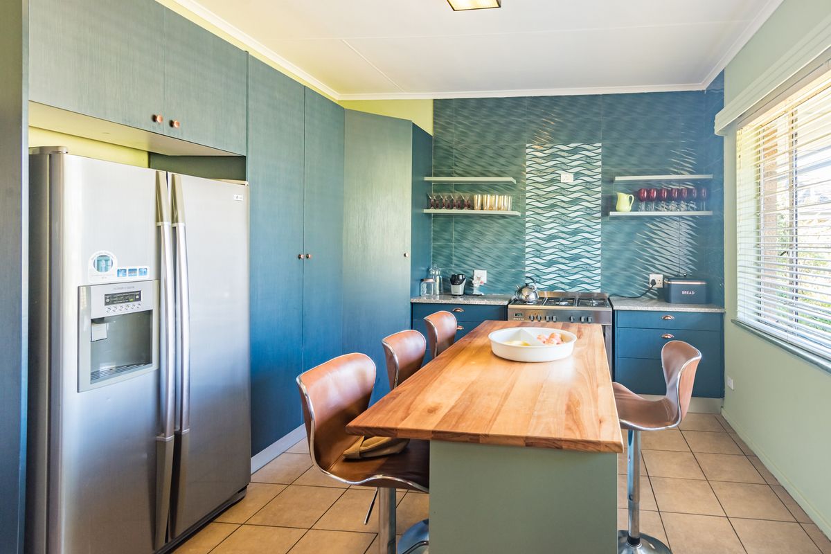 Bidding to start from R1 750,000 Live Non Distressed Auction First Open hour Wednesday 5pm to 6pm - Photo 4