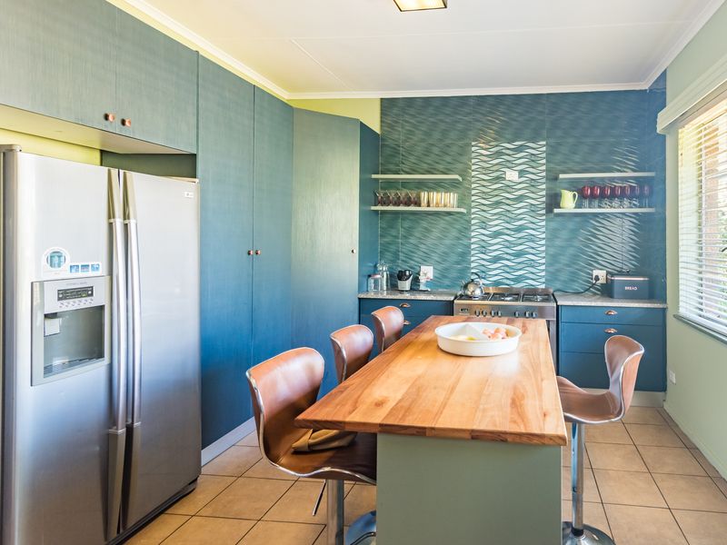 Bidding to start from R1 750,000 Live Non Distressed Auction First Open hour Wednesday 5pm to 6pm - Photo 4