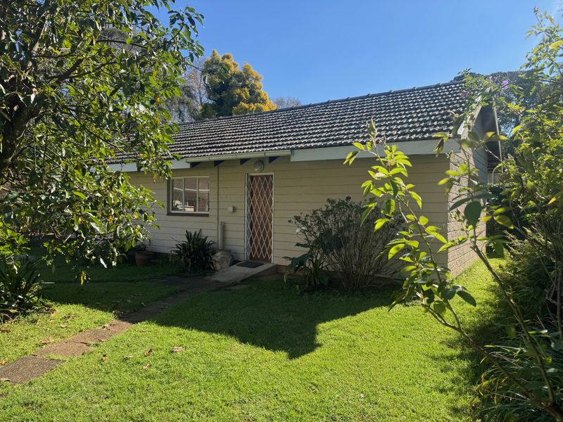 Neat and Secure Cottage Ideal for a Single Professional - Photo 1