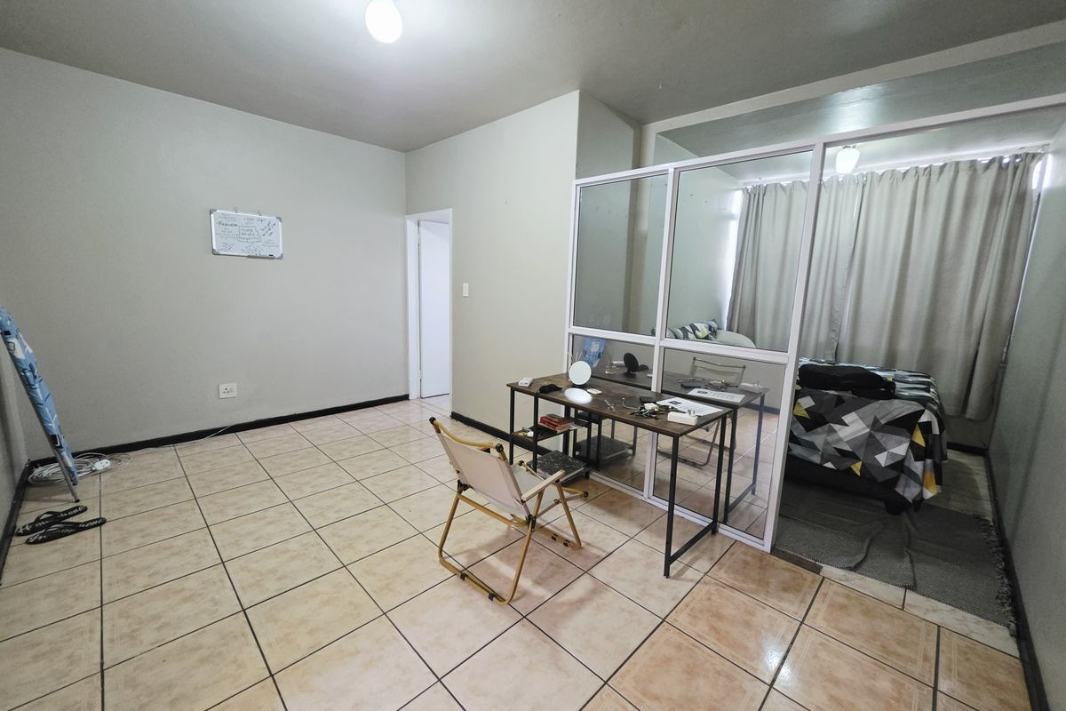 Neat 1 bedroom unit - Photo 5
