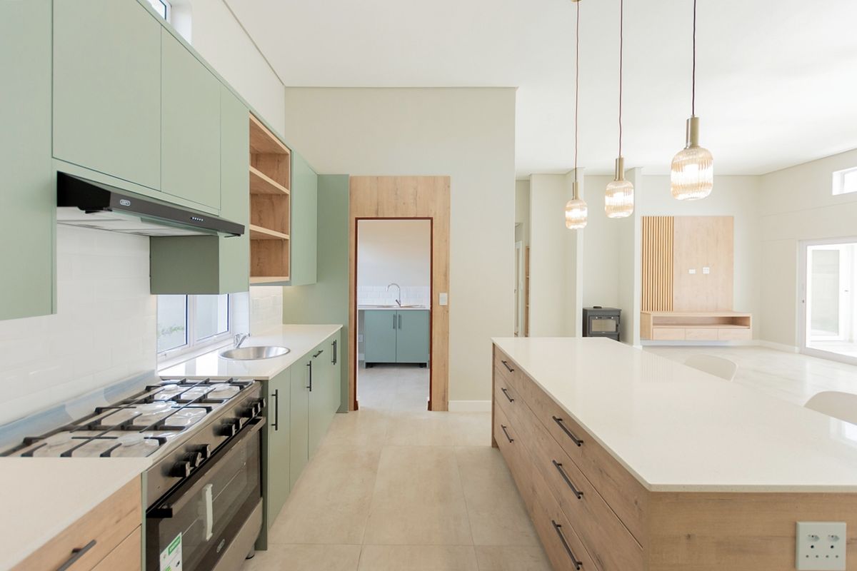 Contemporary Living on the Clubhouse Side of Langebaan Country Estate - Photo 3