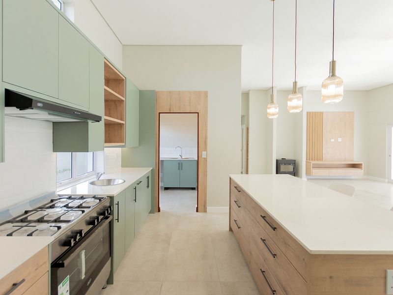 Contemporary Living on the Clubhouse Side of Langebaan Country Estate - Photo 3