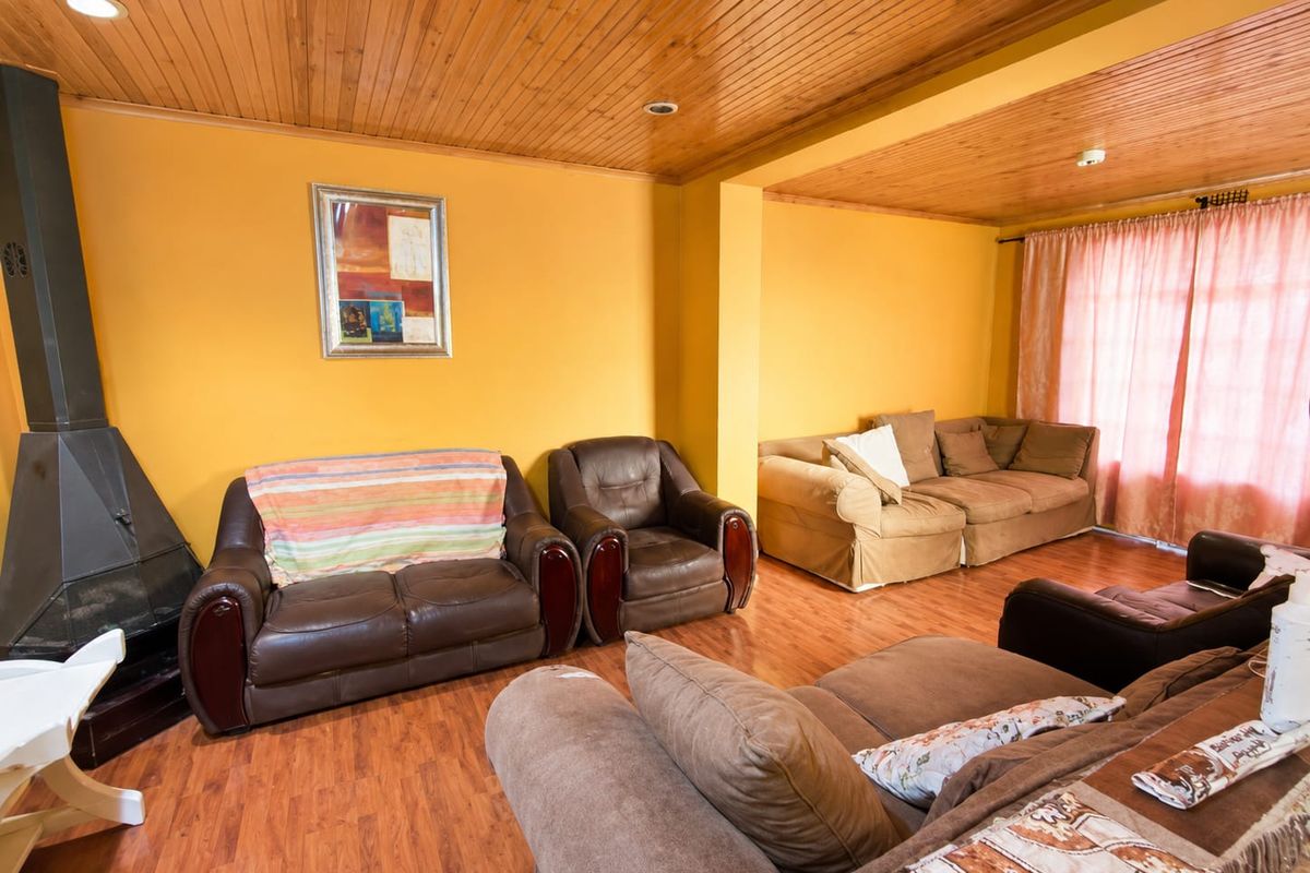 Freestanding home in Lentegeur - Photo 2