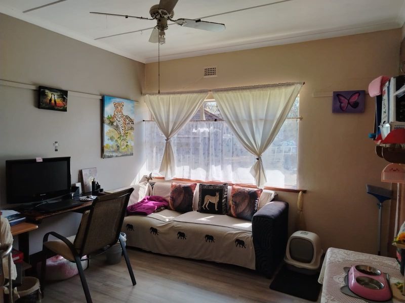 Quiet suburb- Close to CBD - Photo 10