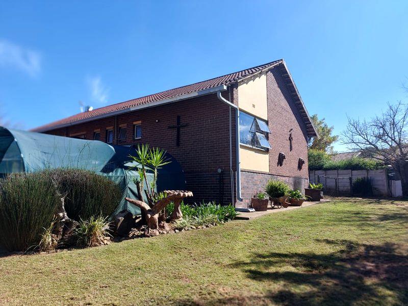 Quiet suburb- Close to CBD - Photo 2