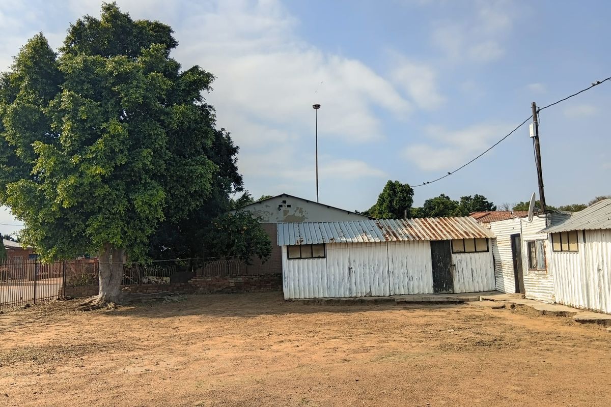 600m2 Vacant Land in Zone 2, Letlhabile - Photo 4