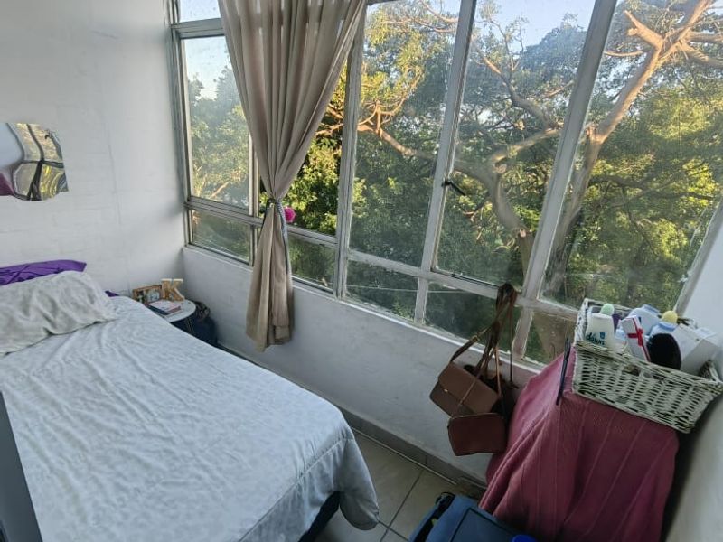 Flat To Rent in The Bluff - Photo 5